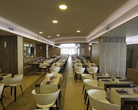 BG Tonga Tower Design Hotel & Suites-4