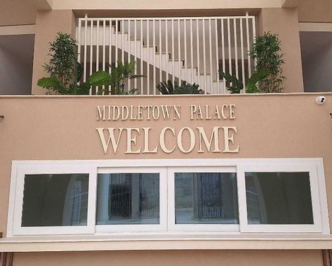 Middle Town Palace Tropea-1