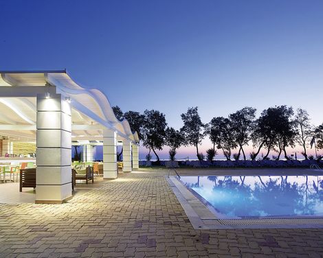 Malia Bay Beach Hotel & Bungalows-2