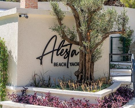 Alesta Yacht Hotel-1