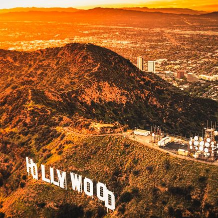 Roadtrip Highway 1 USA Urlaub Reise Luftaufnahme des Hollywood Schilds und Los Angeles