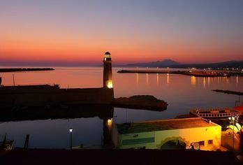 Hotel, Faros Rooms & Suites