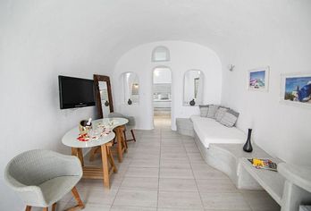 Hotel, Vogue Suites