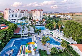 Hotel, Serenis Hotel