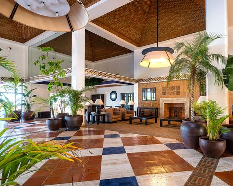 Grande Real Santa Eulalia Resort & Hotel Spa-3