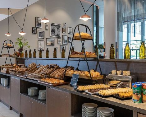 Leonardo Royal Hotel Amsterdam-2