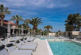 Hotel, Anna Maria Paradise