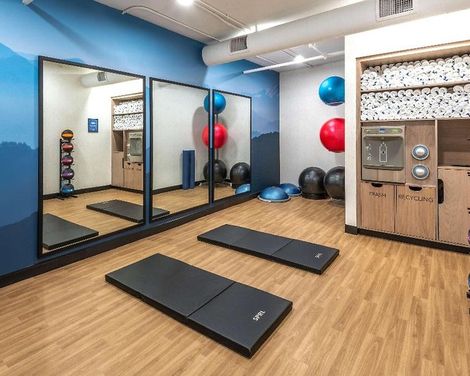 DoubleTree by Hilton Denver Cherry Creek-3