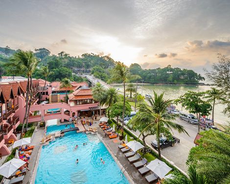 Seaview Patong Hotel-0