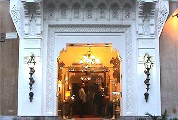 Hotel, Transatlantique