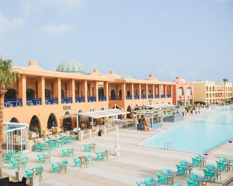 Titanic Palace-2