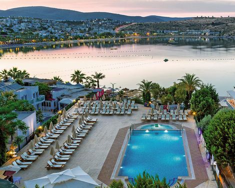 Royal Asarlik Beach Hotel & Spa-1