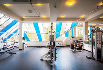 Hotel, Pinnacle Hotel Vancouver Harbourfront