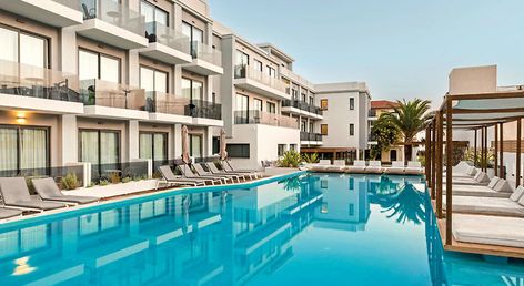 Samian Mare Hotel and Suites