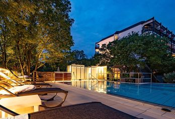 Hotel, Thermenhotel Apollo