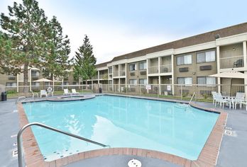 Hotel, Ramada by Wyndham Kent Seattle Area