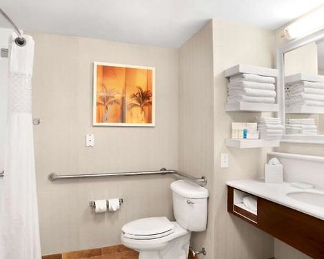 Hampton Inn Hallandale Beach/Aventura-4