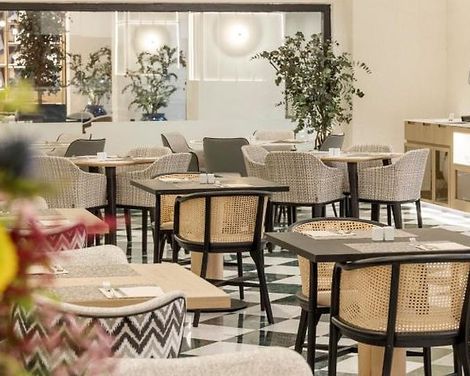 Hotel ILUNION Les Corts-2