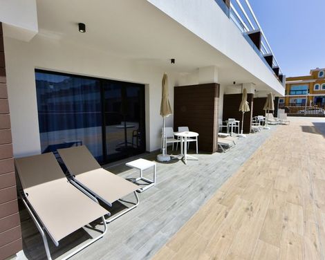Esmeralda Cotillo Homes by LIVVO-4