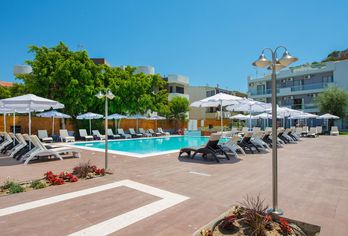 Sunny Days Hotel & Resort