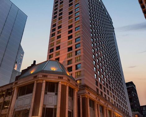 Hilton Chicago/Magnificent Mile Suites-0