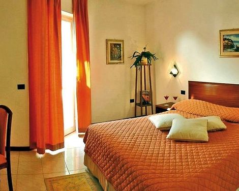 Park Hotel Marinetta - Beach & Spa-4