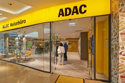 ADAC Reisebüro Aussenansicht