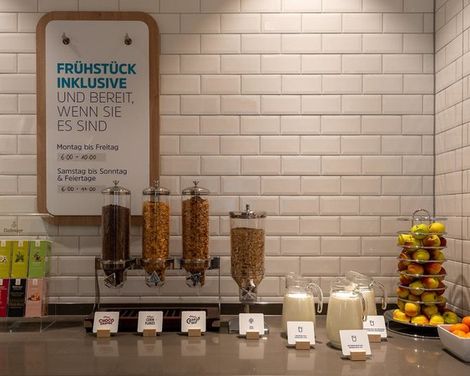 Holiday Inn Express Munich North-4