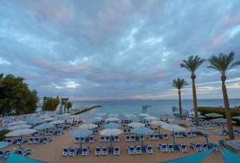 Minamark Beach Resort