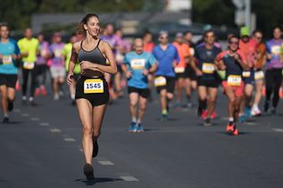 Läuferin beim Marathon