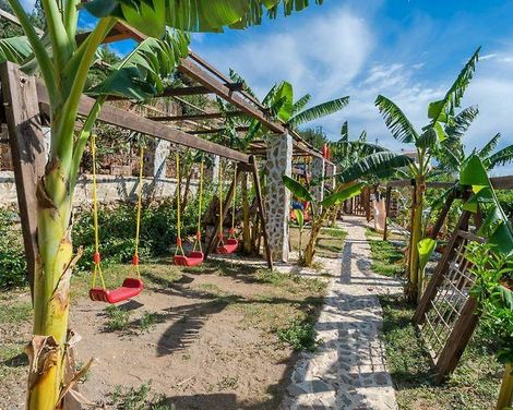 Stone Village Petrino Horio-1
