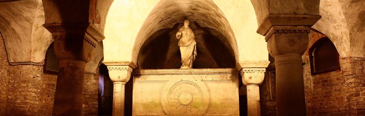 San Zaccaria Kirche, Blick auf den Altar.