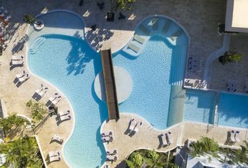 Hotel, Emotions by Hodelpa Juan Dolio