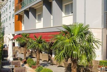 Hotel, Hotel Plaža Omiš