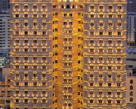 Royal Rose Abu Dhabi, a Curio Collection by Hilton Affiliated Hotel-3