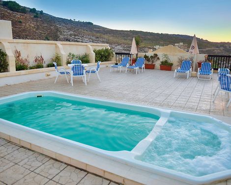 Saint Patrick's Hotel-0