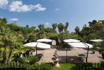 Hotel, Villa D'Amato
