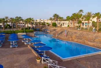 Hotel, Club Reef Resort