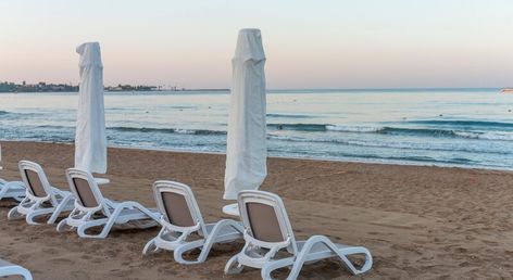 Sandy Beach Hotel