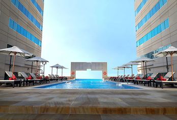 Hotel, Media Rotana