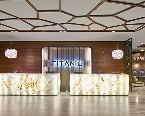 Titanic Chaussee Berlin-1