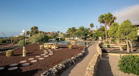 LIVVO Risco del Gato Suites