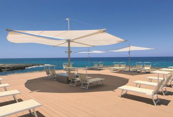 Hotel, Grand Hotel Masseria Santa Lucia
