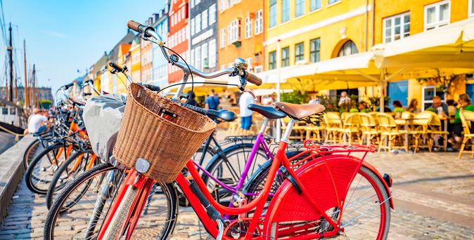 Fahrräder im Hafen Nyhavn