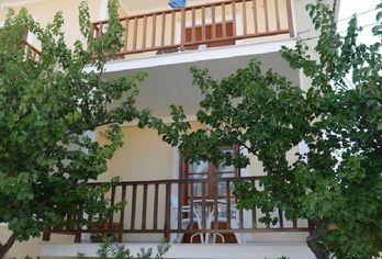 Hotel, Nondas