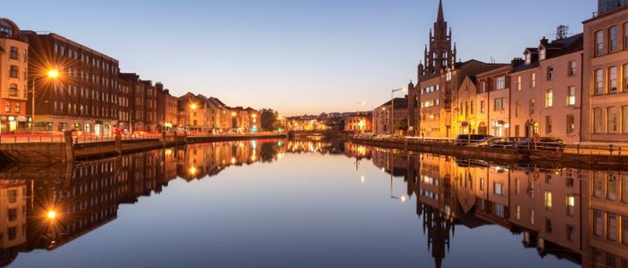 Cork Urlaub River Lee bei Nacht