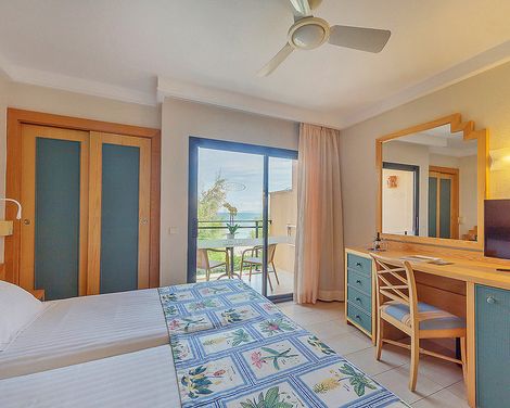 PortBlue Club Pollentia Resort & Spa-0