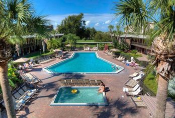 Hotel, Rosen Inn International