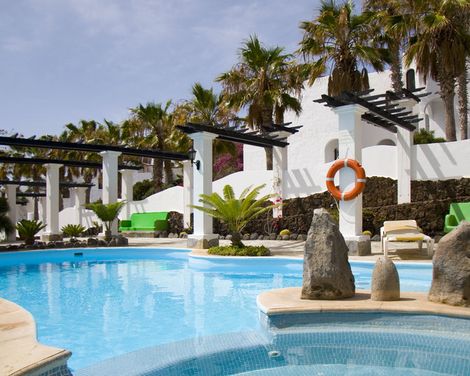 Aparthotel Esquinzo Y Monte del Mar-0