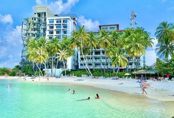 Hotel, Kaani Grand Seaview